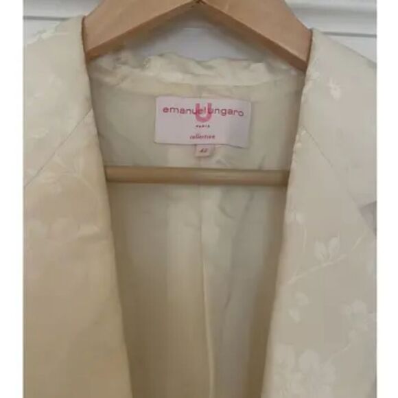 Emanuel Ungaro Floral Cream Blazer. It 42 - Picture 8 of 8